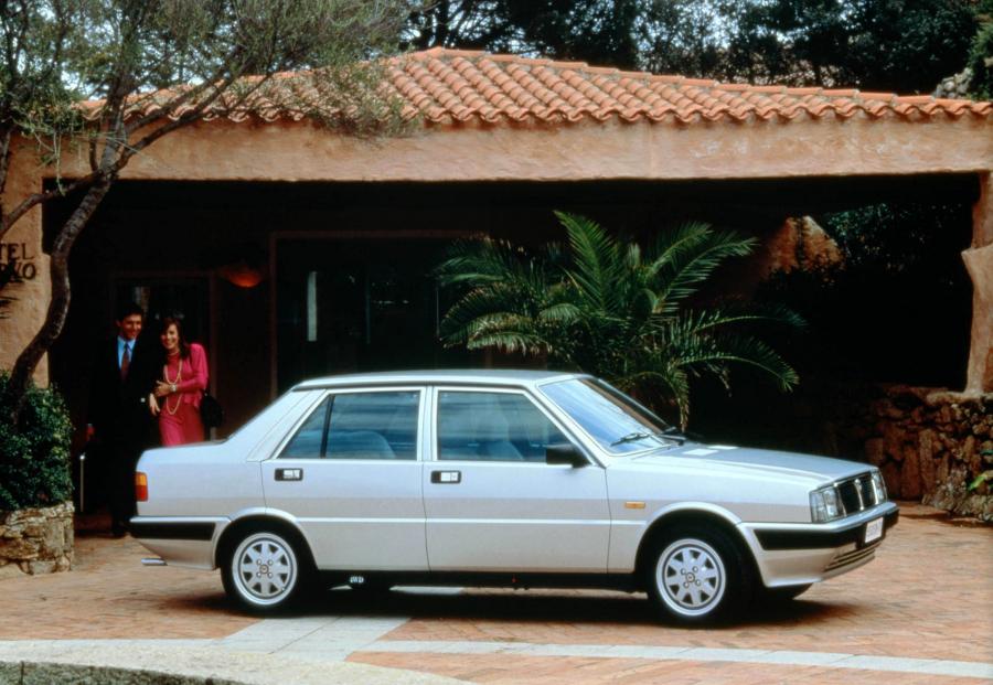  Lancia Prisma 1982 года  (фото 5 из 15)